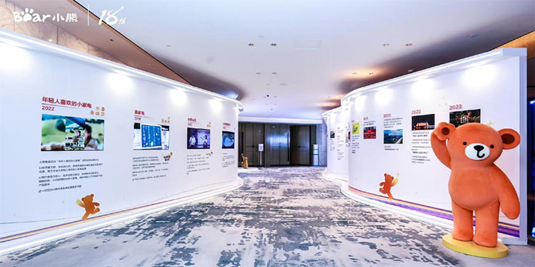 做全球小家电领先企业，必发365电器底气何在？